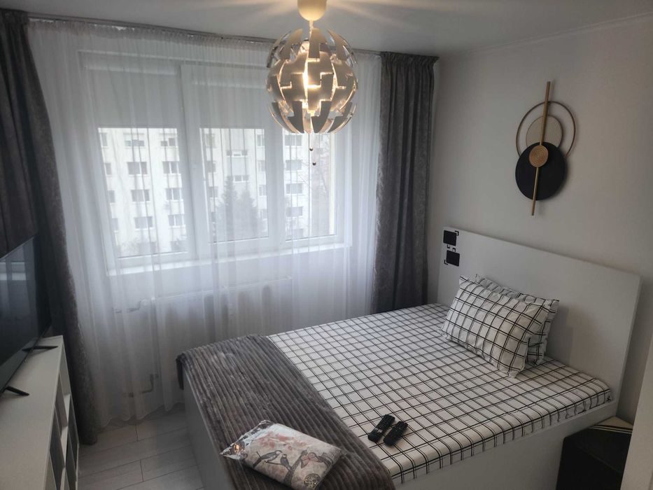 Apartament 3 camere ,  disponibil imediat, Metrou 1 Dec. 1918, Sect.3
