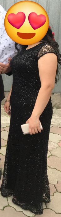 Чёрное платье длинное с паетками