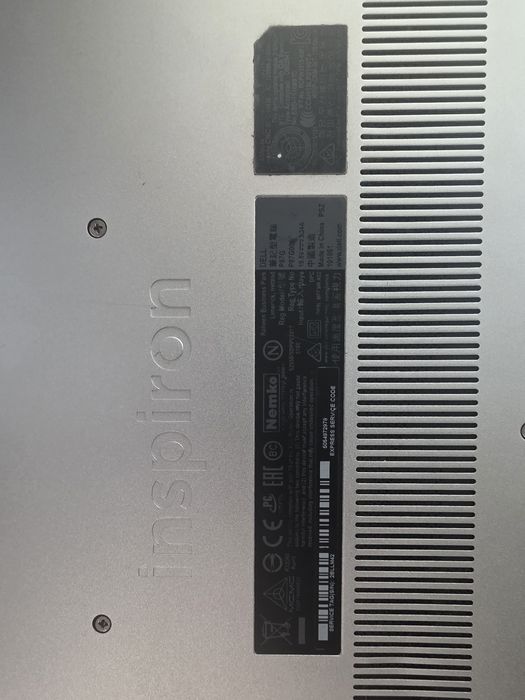 Vand laptop Dell inspiron cu defecte