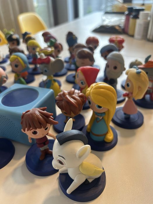Lot 55 figurine audio "Povești Magice" + Cub interactiv