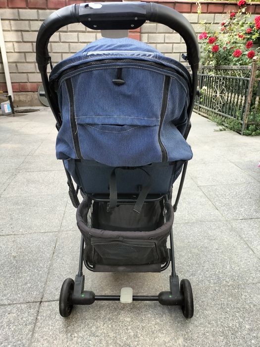 Коляска б/у в хорошем состоянии