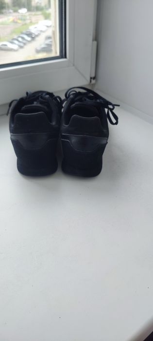 adidas кроссовки