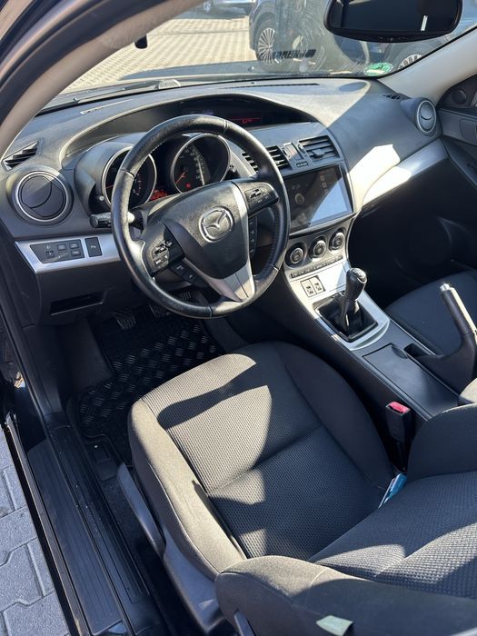 Vand Mazda 3 2011