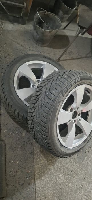 Продам диски с бмв е60 225/50/17 шипы