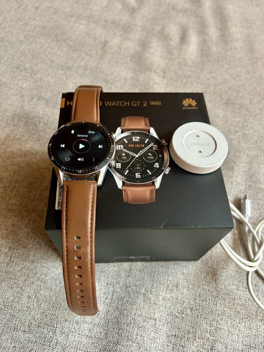 Часовник Huawei GT2