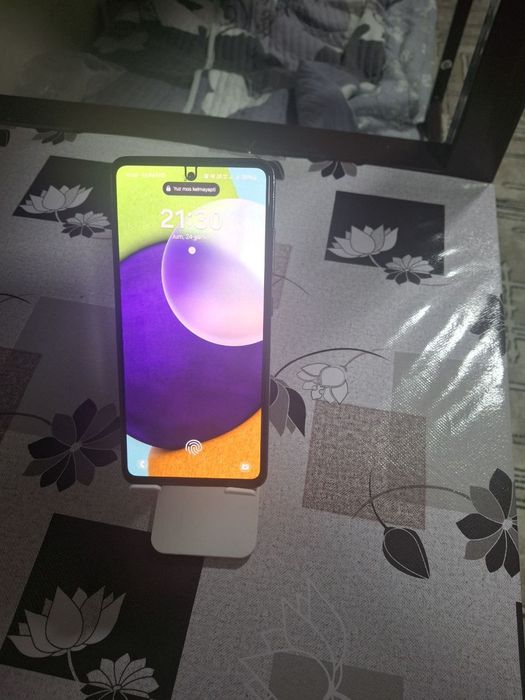 Samsung A 52 xotirasi 8/128 GB