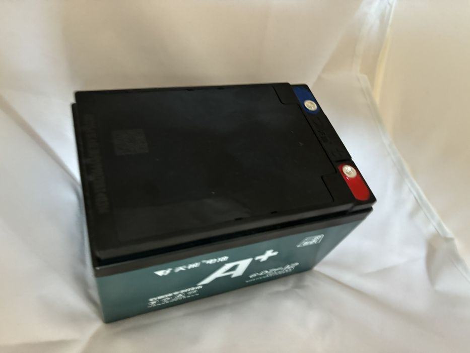 Тягови (гелови) и LI-ion ( литиево - йонни ) батерии , акумулатори