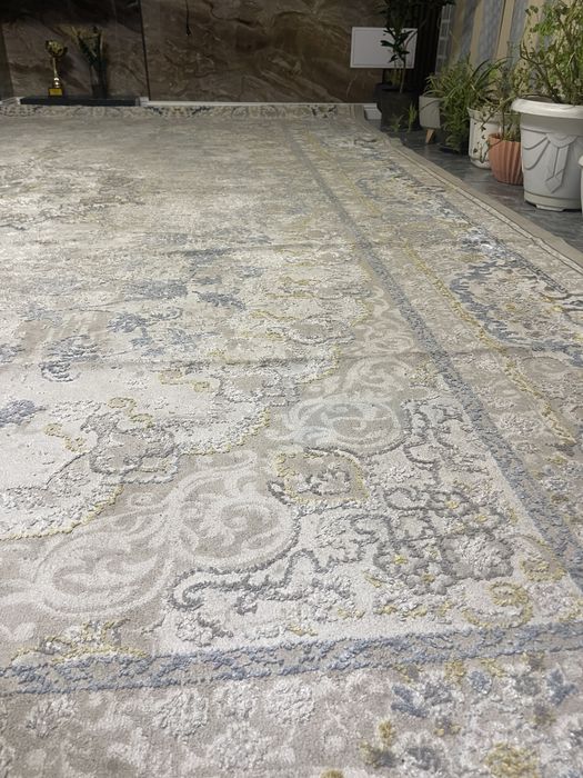 Продам ковер большой