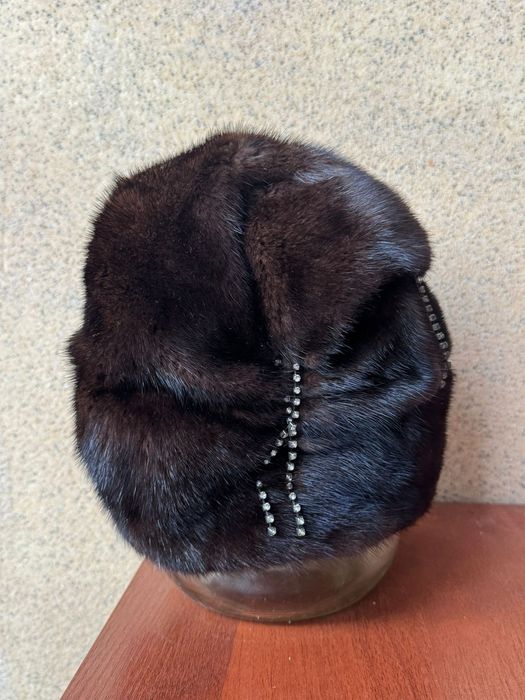 Меховые зимние шапки