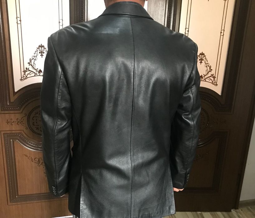 Продам кожанный пиджак
