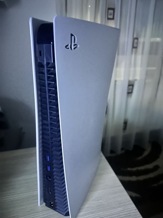 PlayStation 5 Digital Edition NEGOCIABIL
