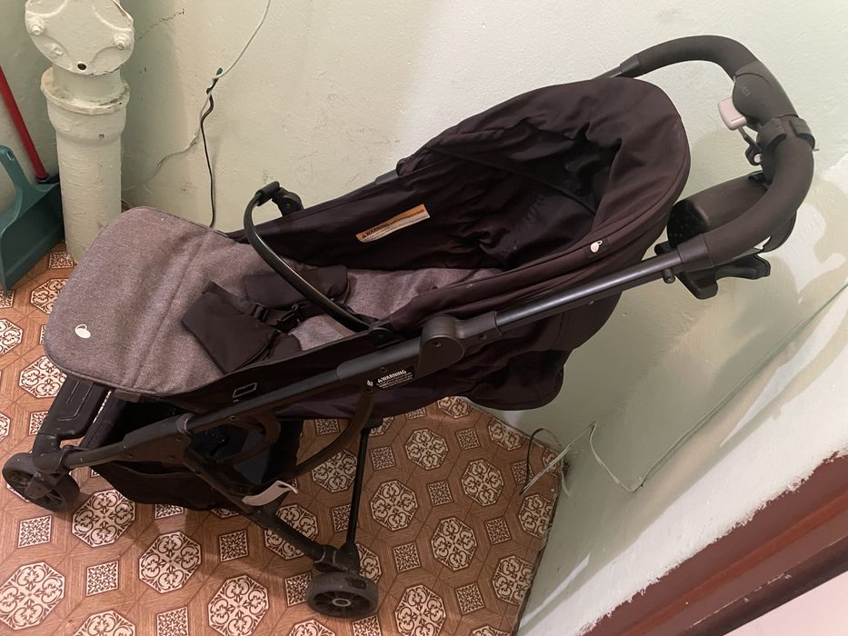 Продам коляску легкая 5 кг