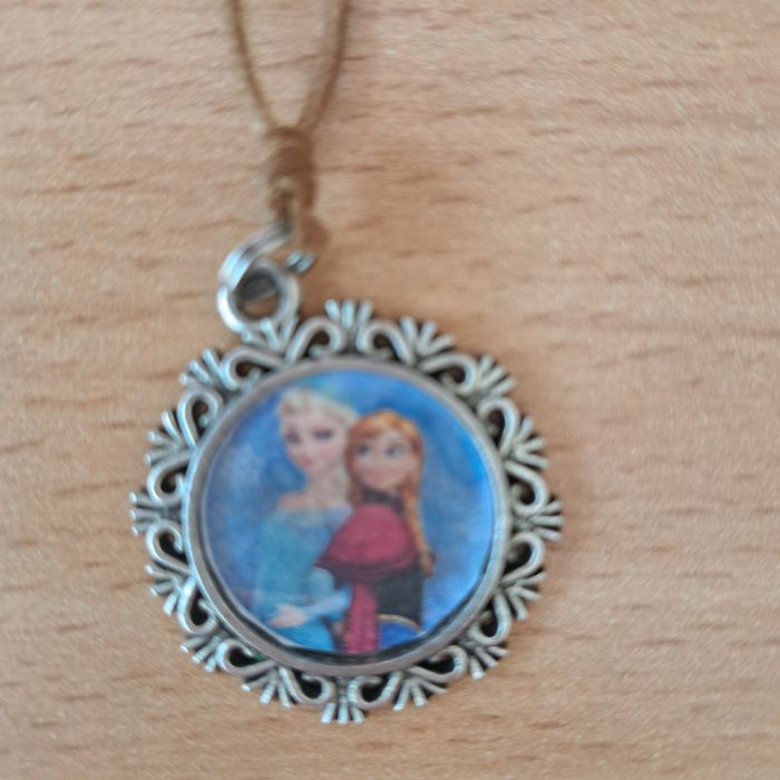 Детски медальон Елза и Анна