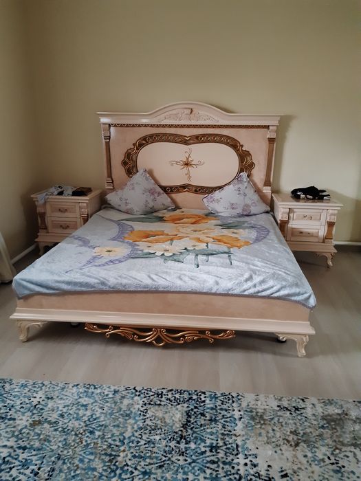 Спальный гарнитур производства Турции