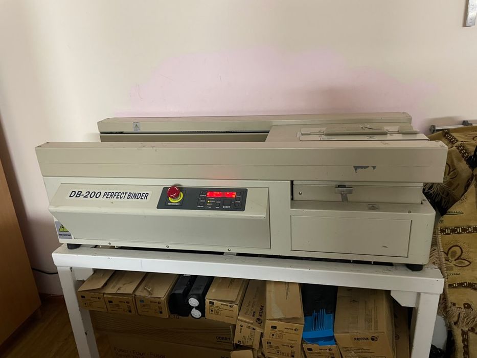 Клеевой Термобиндер DB-200 Perfect Binder