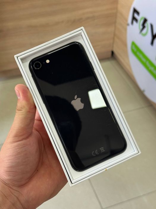 IPhone SE.            .