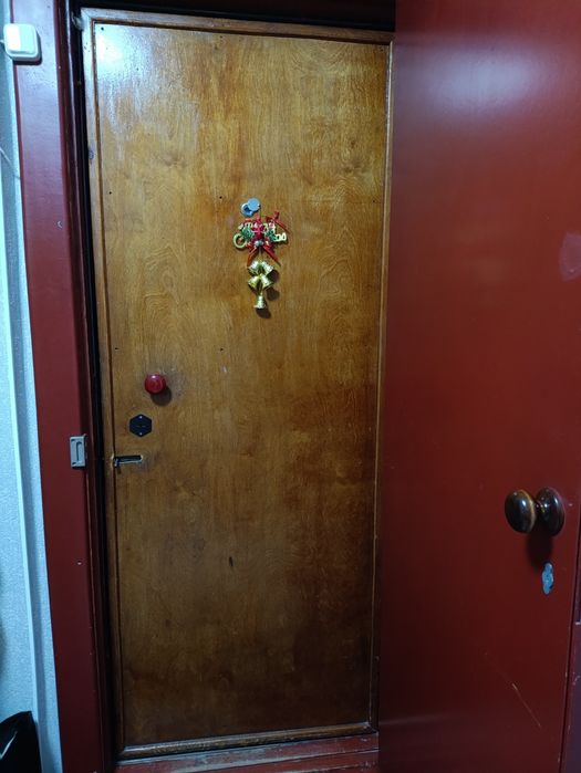 Дверь металлическая
