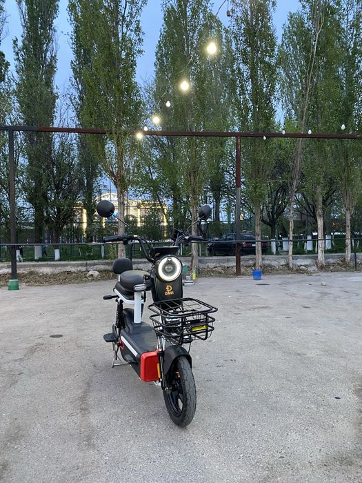 Продам скутер  Davi