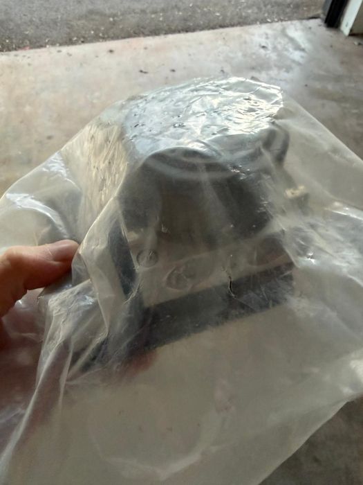 ABS помпа за Ваг група