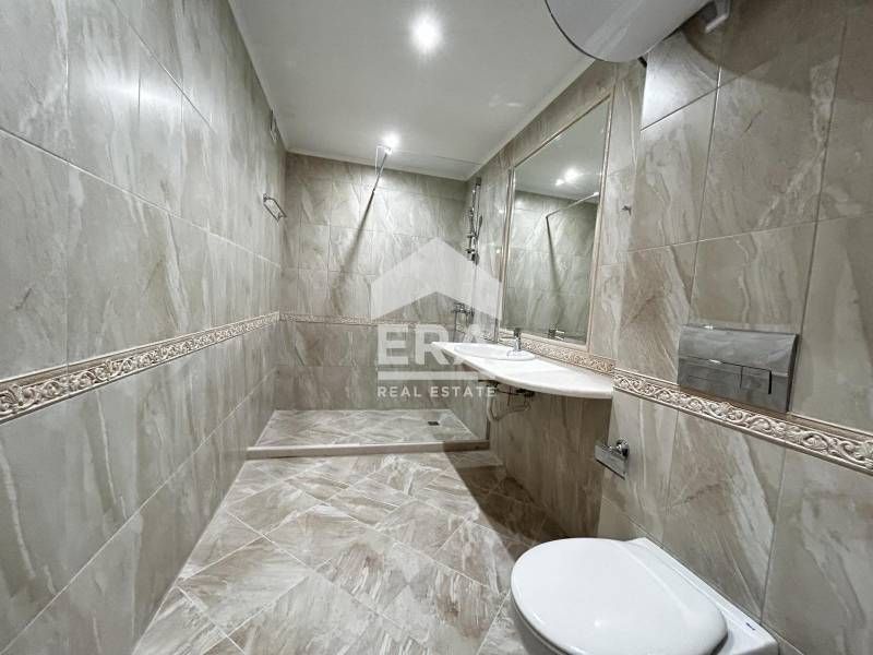 Продава се Двустаен апартамент в Варна, Аспарухово - 104 кв.м за 900 €/кв.м - Снимка #5