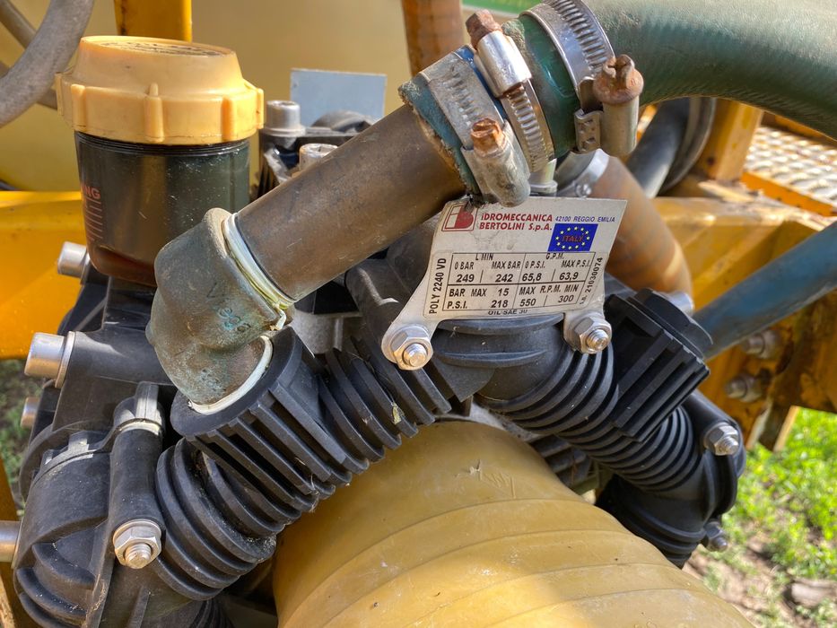 Pompă de erbicidat Erbicidator met de erbicidat pe roți 2700l