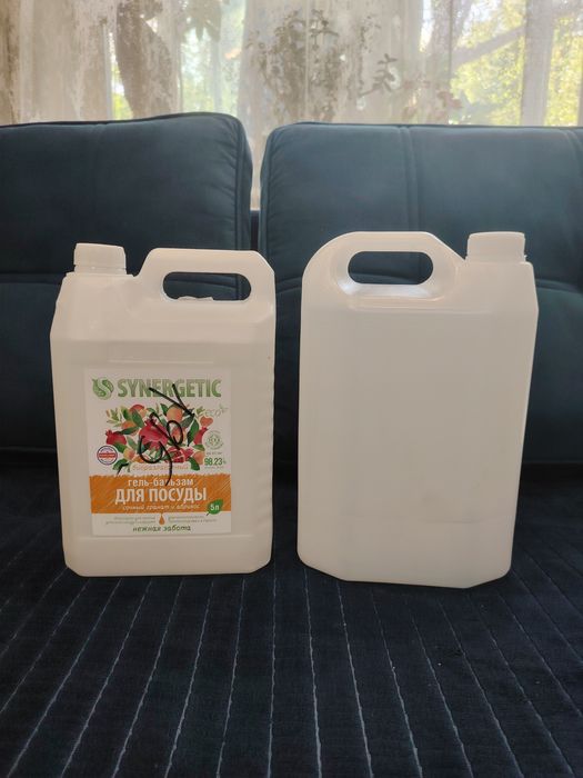 Пластмассовые 5 литровые канистры