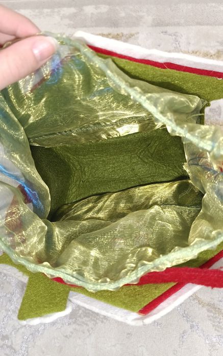 Новогодняя упаковка сатылады.