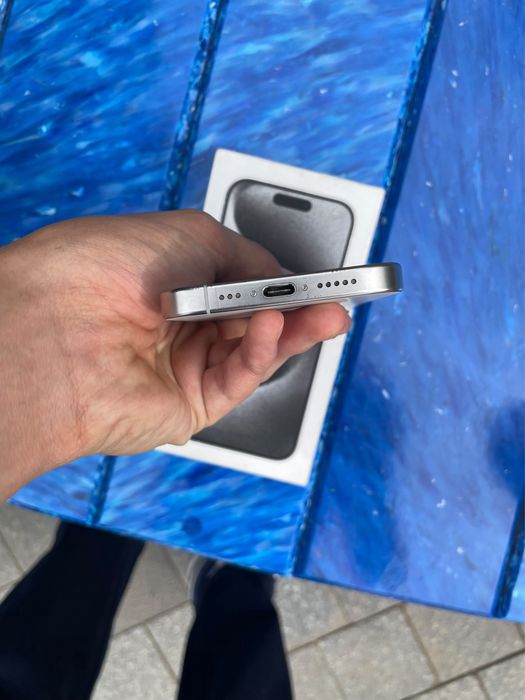 iPhone 15 pro 78%акб