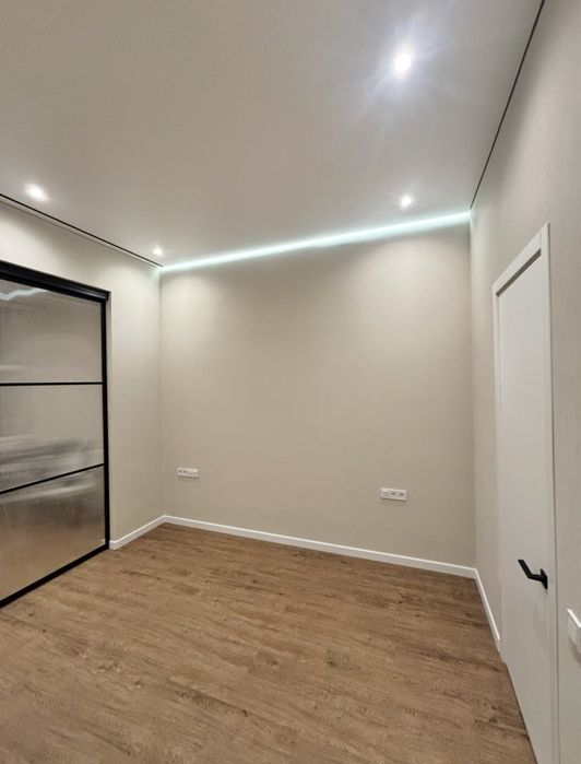 Поклейка обой, галтель