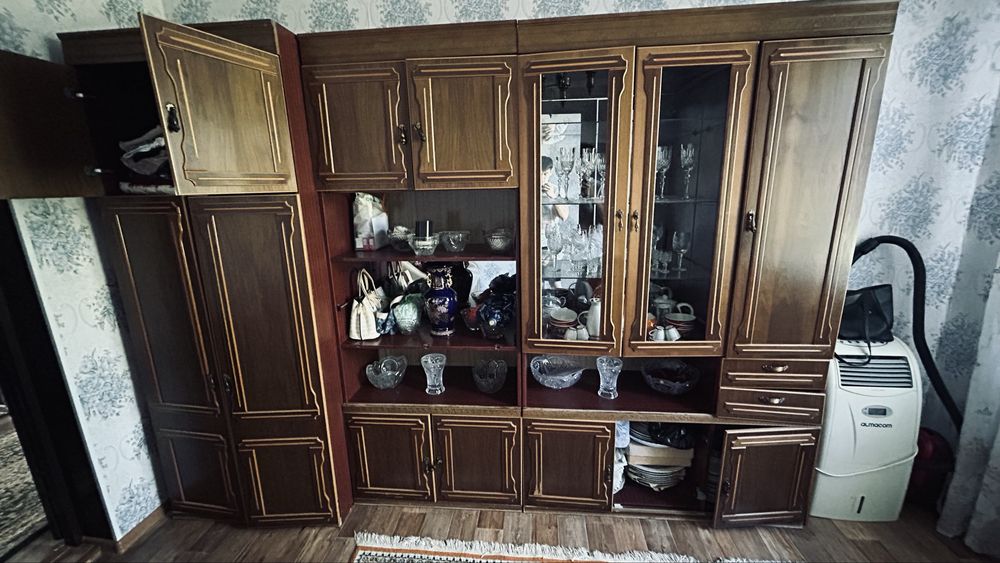 Продам шкаф ,Румынский