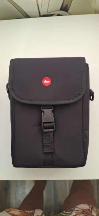 Бинокъл Leica - Ultravid 10х50 HD Plus
