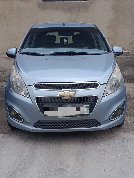 Spark sotiladi srochniy