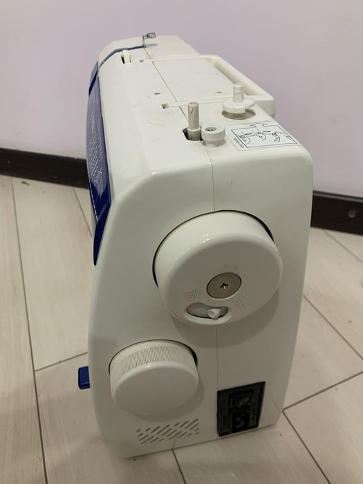 Швейная машинка TOYOTA 21 DES