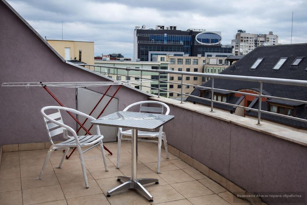 Дава се под наем Двустаен апартамент в София, Изток - 65 кв.м за 718.08 € - Снимка #4