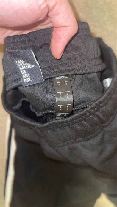 Адидас Анцуг-S размер