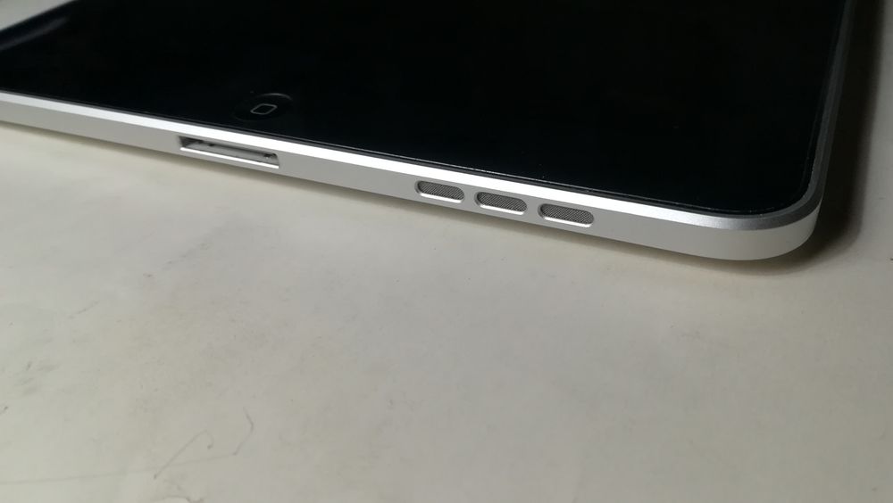 Tableta Apple ipad gen 1. Impecabila