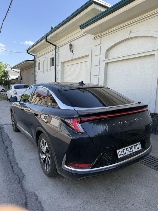 Arcfox alfa s 708km