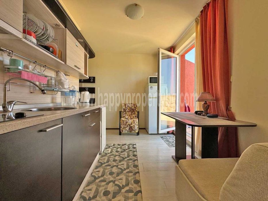 Продава се Двустаен апартамент в к.к. Слънчев бряг - 68 кв.м за 883 €/кв.м - Снимка #3