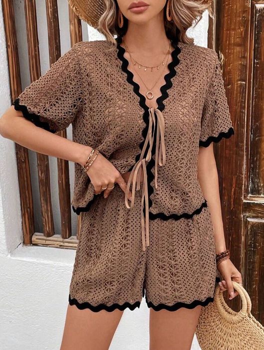 Комплект къс панталон и блуза