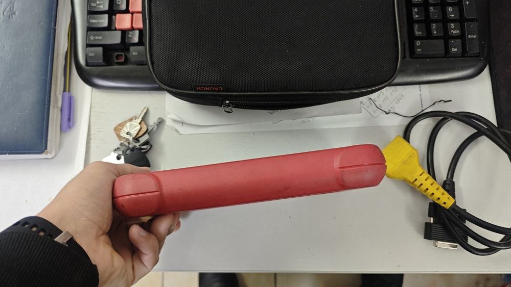 Авто сканер лаунч 123Е