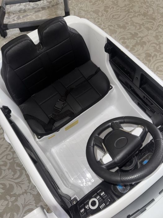 Детская машина с пультом управления