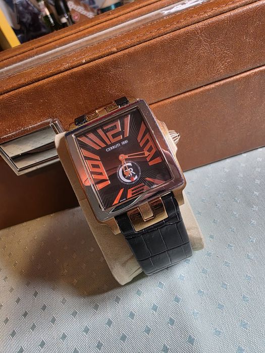 Vand ceas cerruti 1881