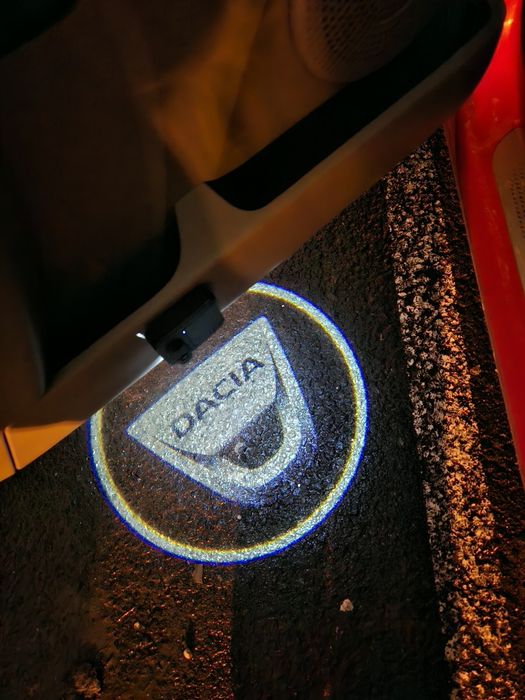 Set 2 Lampi Proiectoare Led Logo Universale DACIA