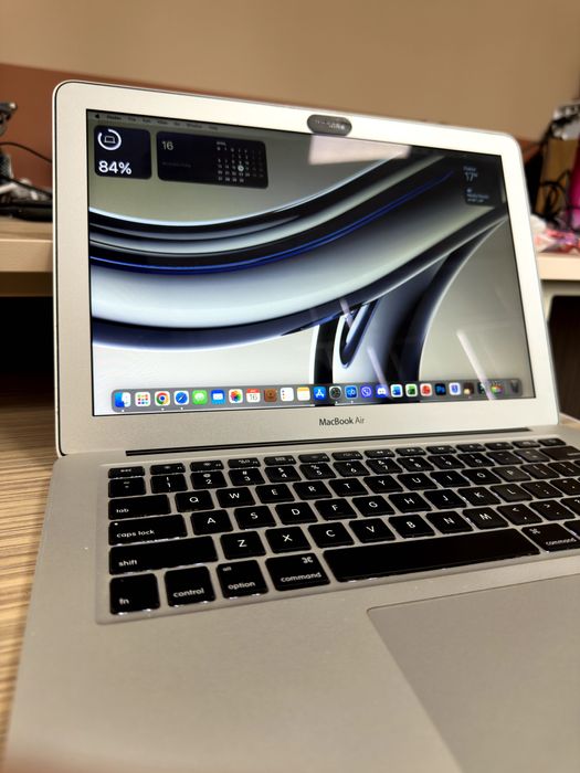MacBook Air 13 (Early-2014) 8GB / 128GB