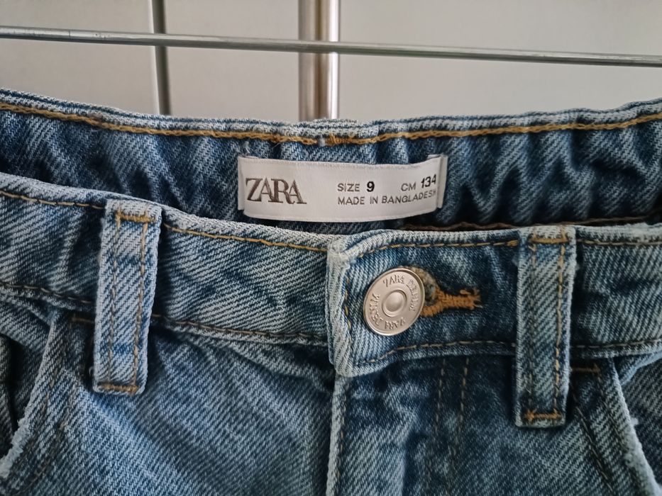 Детски дънки Zara