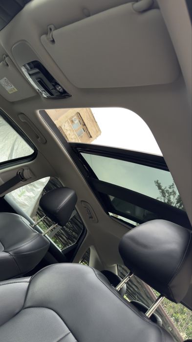 Kia k5, почти новая с панарамой