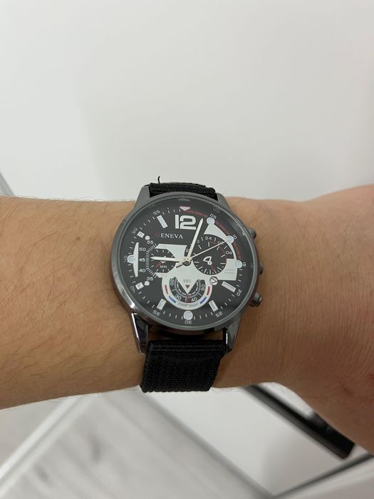 Продам часы Geneva