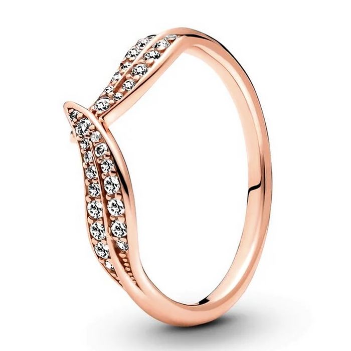 Кольцо Pandora «Блестящие листья»