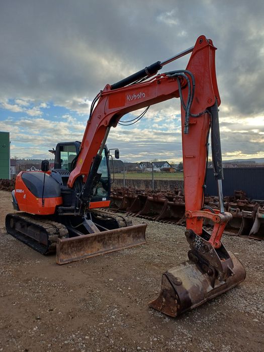 Excavator kubota