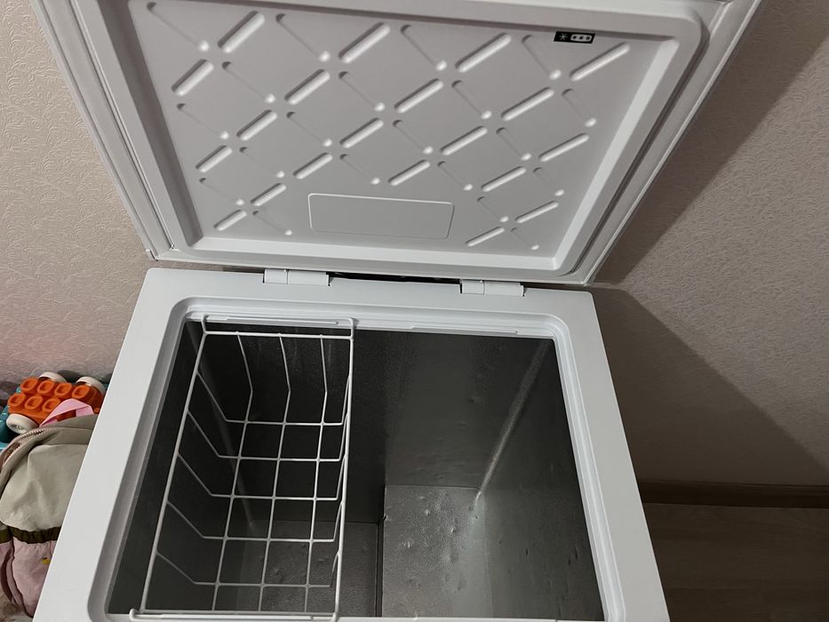 Продам морозильную камеру 99л